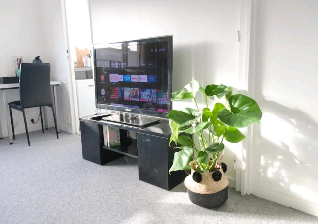 Super Studio Proche De Paris Porte De Versailles ! Vanves Eksteriør billede